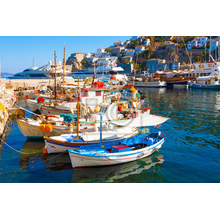 Фотообои с рыбацкими лодками в Греции