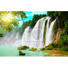 Фотообои с живописным водопадом