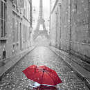 Обои с красным зонтом на улице Парижа