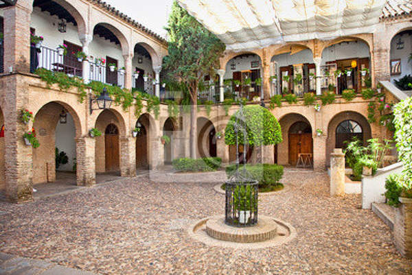 Фотообои с изображением испанского дворика