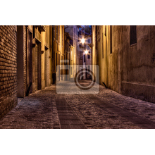 Фотообои с ночной улочкой старого города