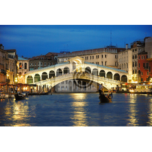 Фотообои с мостом Риальто в Венеции