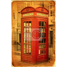 Фотообои с красной телефонной будкой в ретро стиле