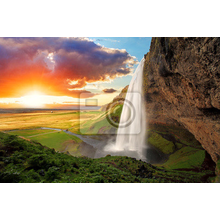 Фотообои - Водопад в Исландии на закате