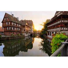 Фотообои "Канал в Страсбурге"
