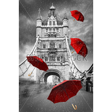 Фотообои с Лондоном и красными зонтиками