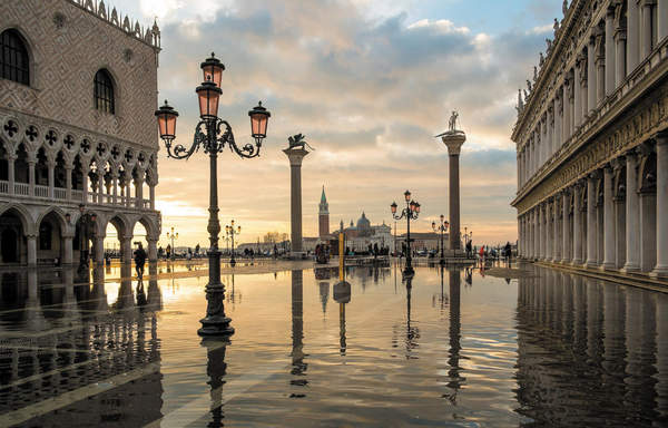 Фотообои "Площадь в Венеции" артикул 10008687